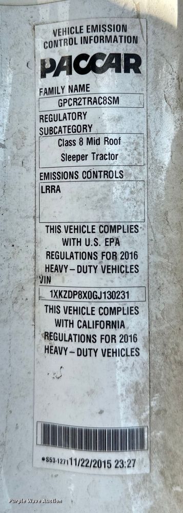 image for item FK1563 2016 Kenworth T880 semi truck