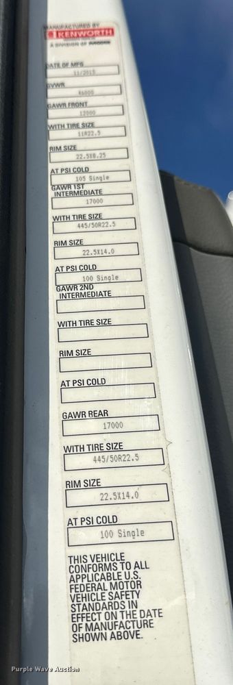 image for item FK1563 2016 Kenworth T880 semi truck