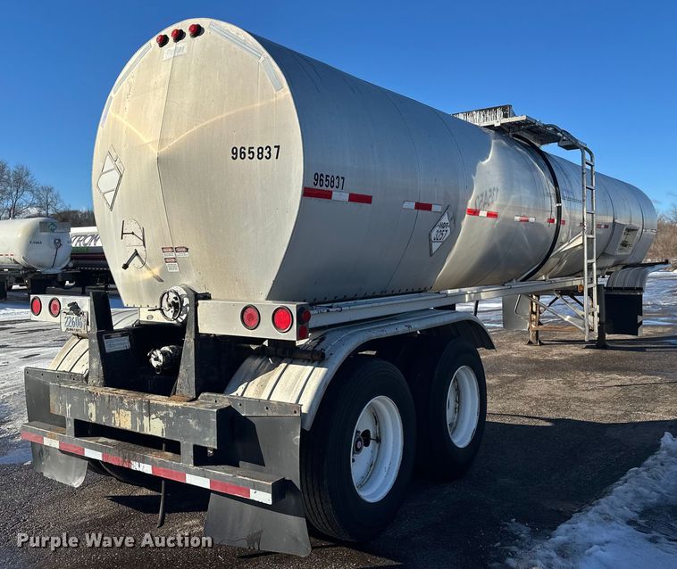 image for item FK1566 1996 Polar asphalt trailer