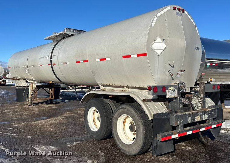 image for item FK1566 1996 Polar asphalt trailer