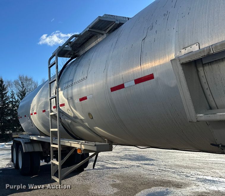 image for item FK1566 1996 Polar asphalt trailer