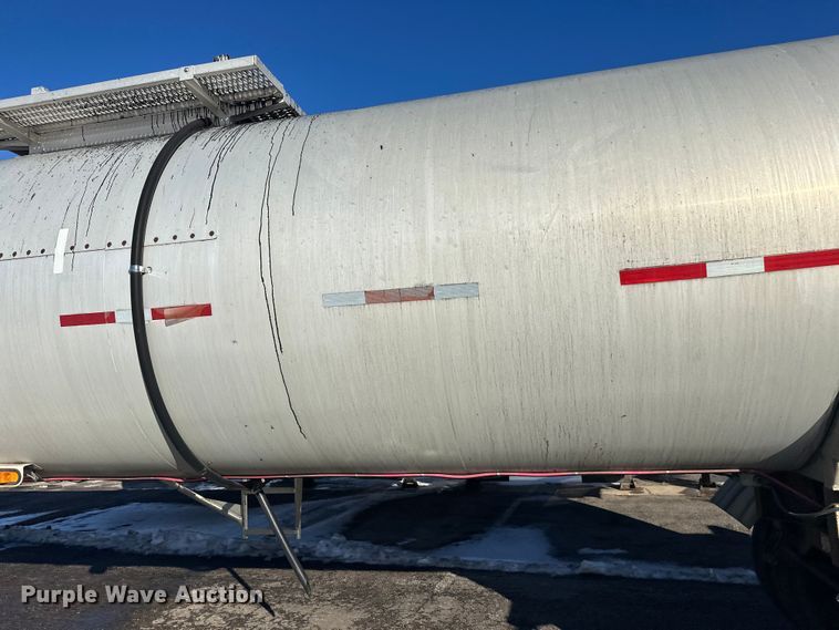 image for item FK1566 1996 Polar asphalt trailer