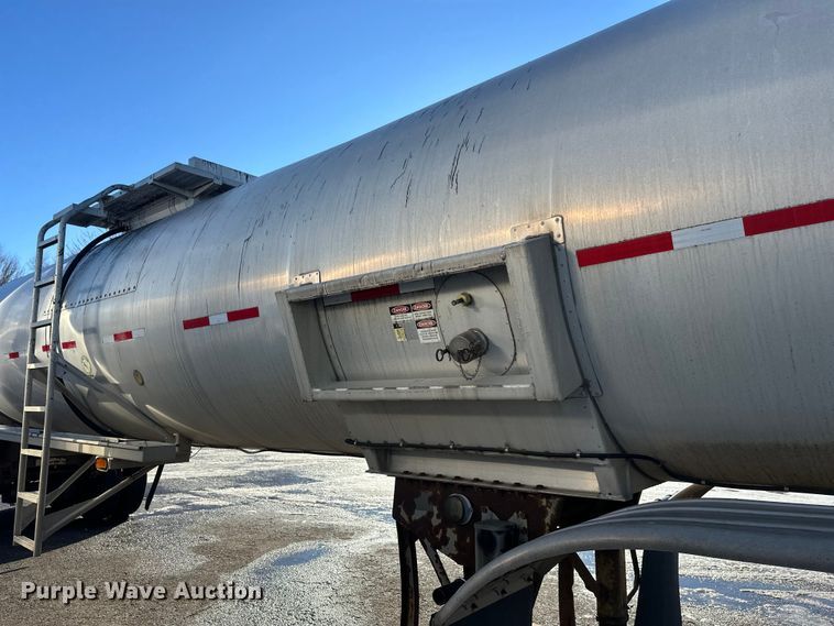 image for item FK1566 1996 Polar asphalt trailer