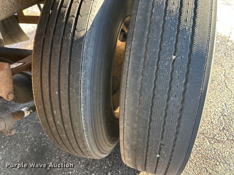 image for item FK1566 1996 Polar asphalt trailer