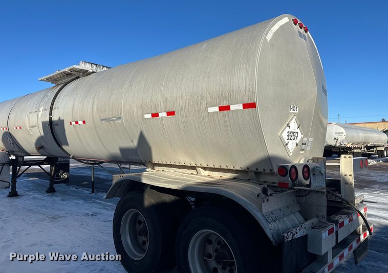 image for item FK1567 1998 Polar asphalt trailer