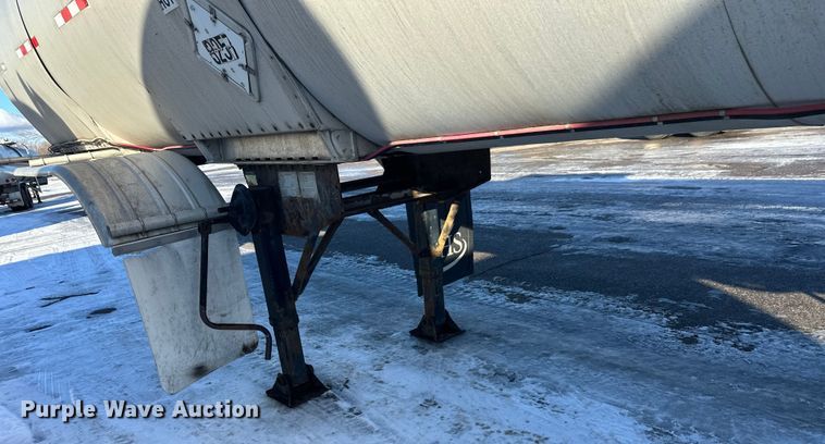 image for item FK1567 1998 Polar asphalt trailer