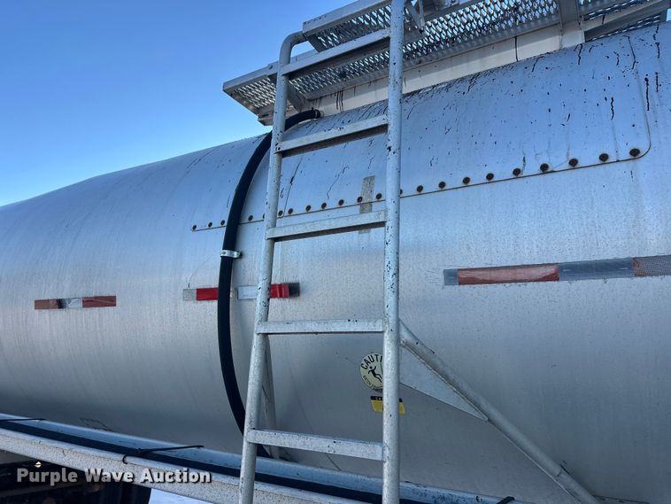 image for item FK1567 1998 Polar asphalt trailer