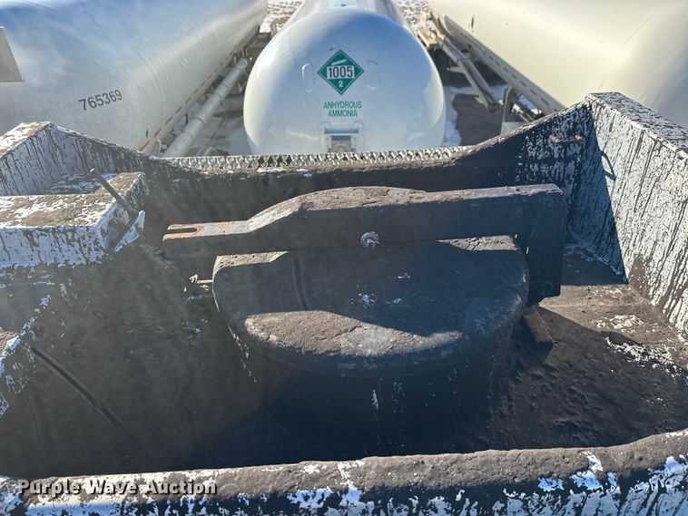 image for item FK1567 1998 Polar asphalt trailer