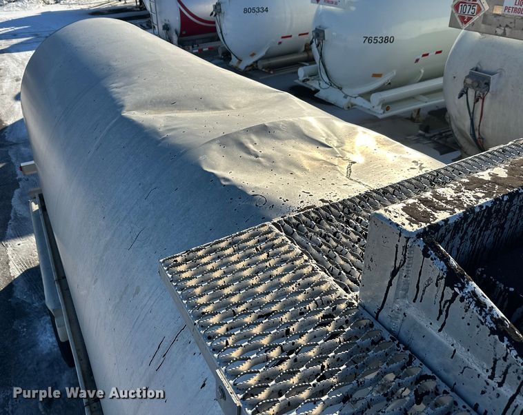 image for item FK1567 1998 Polar asphalt trailer