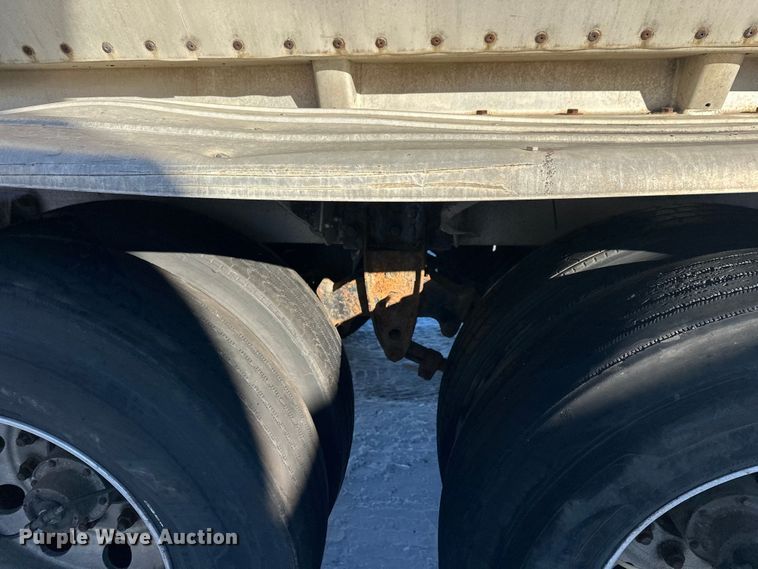 image for item FK1567 1998 Polar asphalt trailer