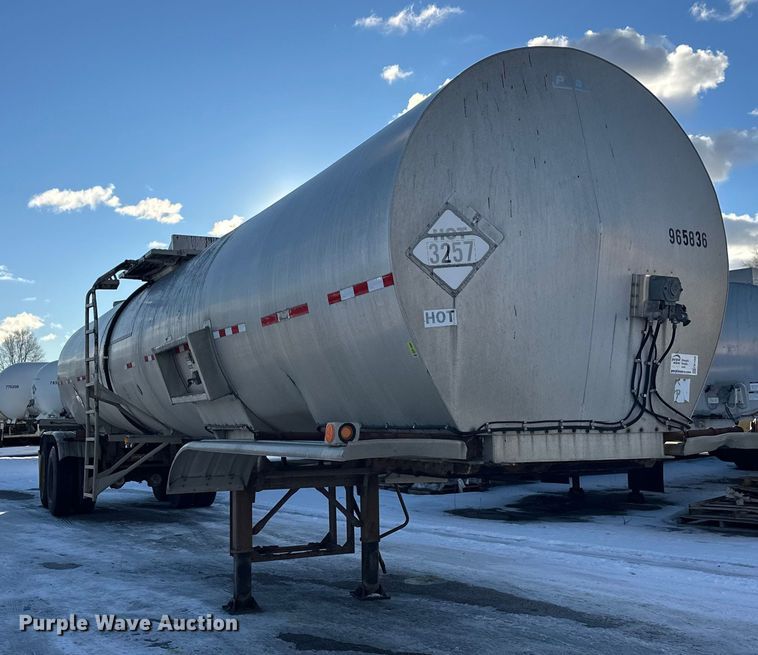 image for item FK1569 1996 Polar asphalt trailer