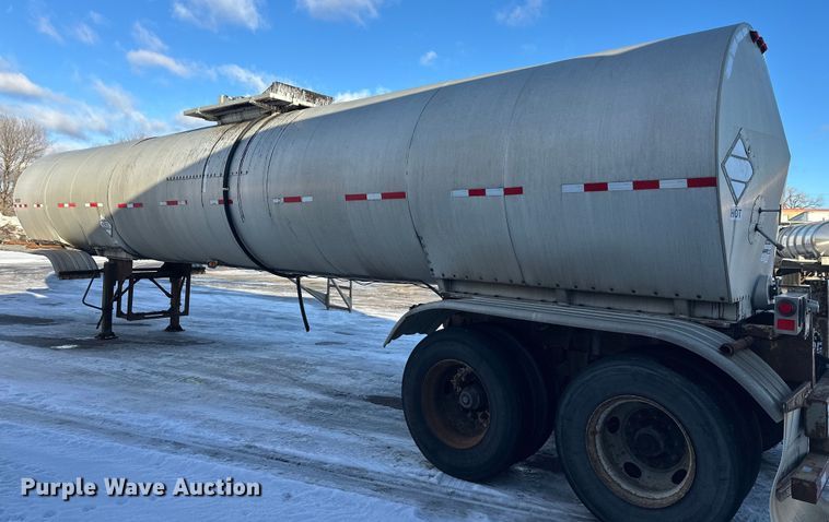 image for item FK1569 1996 Polar asphalt trailer