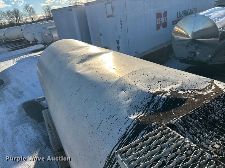 image for item FK1569 1996 Polar asphalt trailer