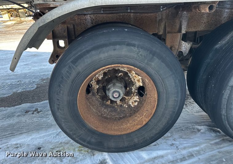 image for item FK1569 1996 Polar asphalt trailer