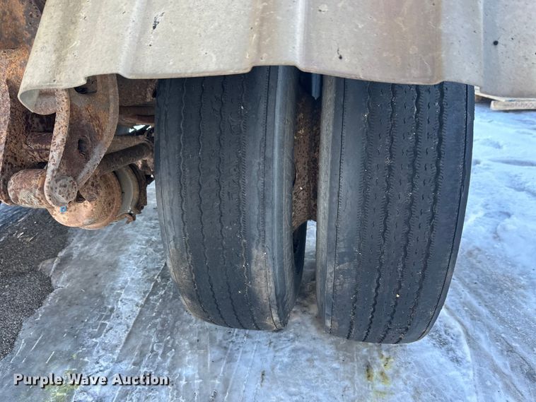 image for item FK1569 1996 Polar asphalt trailer