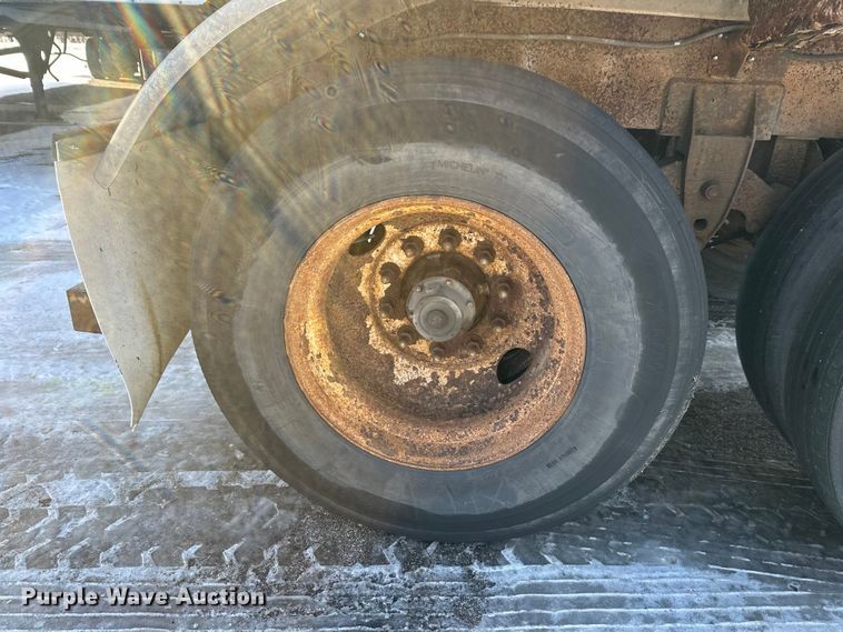 image for item FK1569 1996 Polar asphalt trailer