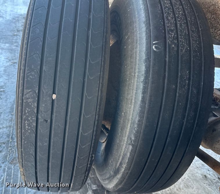 image for item FK1569 1996 Polar asphalt trailer