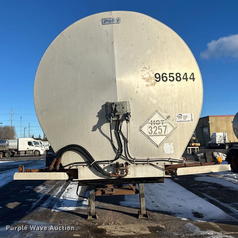 image for item FK1570 1996 Polar asphalt trailer