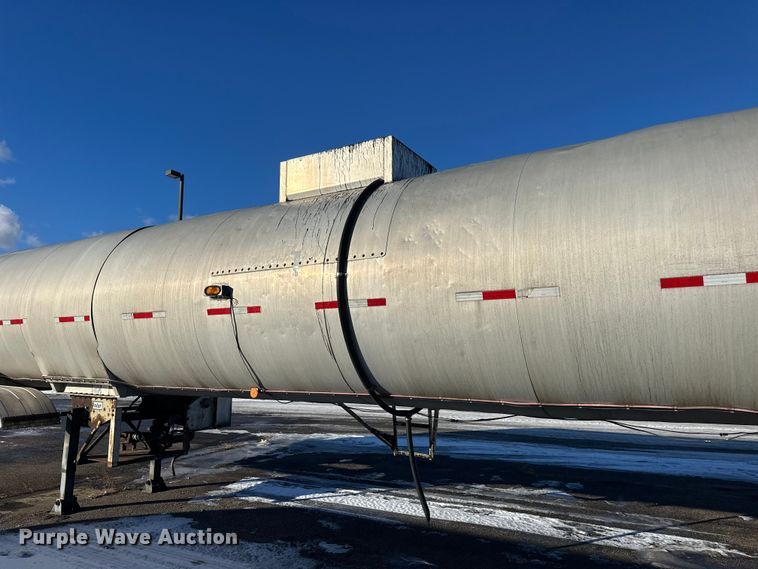 image for item FK1570 1996 Polar asphalt trailer