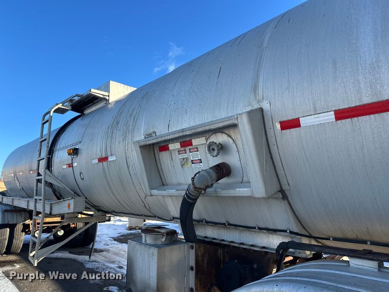 image for item FK1570 1996 Polar asphalt trailer