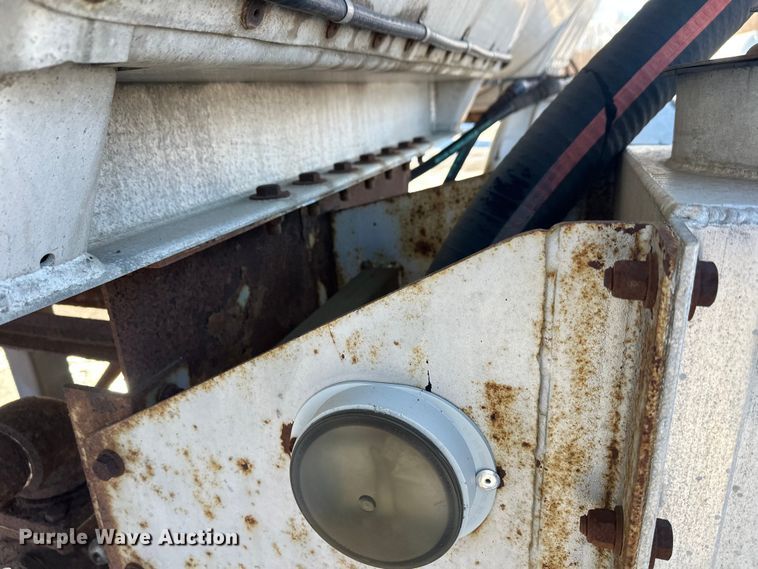 image for item FK1570 1996 Polar asphalt trailer