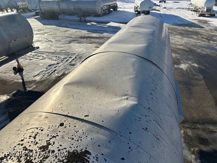 image for item FK1570 1996 Polar asphalt trailer