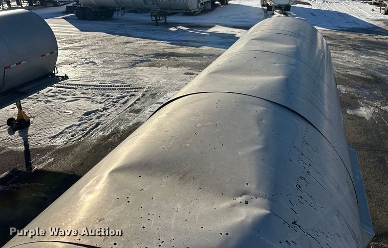 image for item FK1570 1996 Polar asphalt trailer