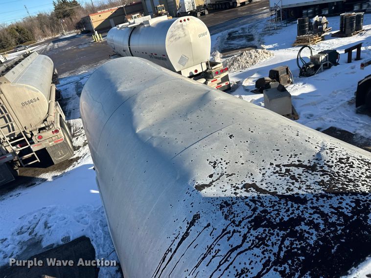 image for item FK1570 1996 Polar asphalt trailer