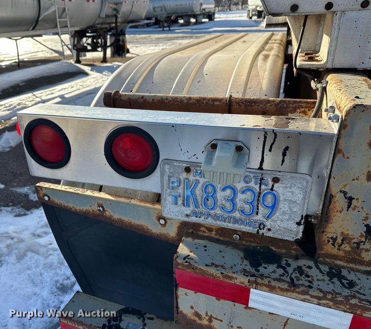 image for item FK1570 1996 Polar asphalt trailer