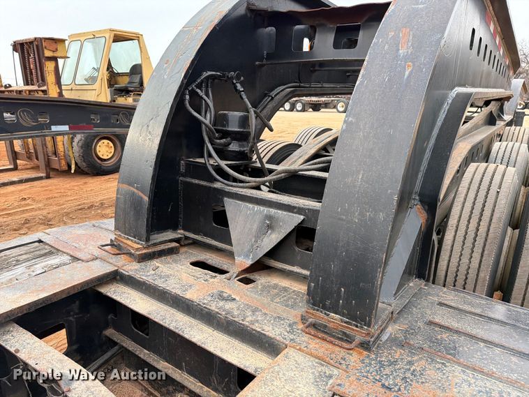 image for item FK2536 1988 Siebert lowboy equipment trailer