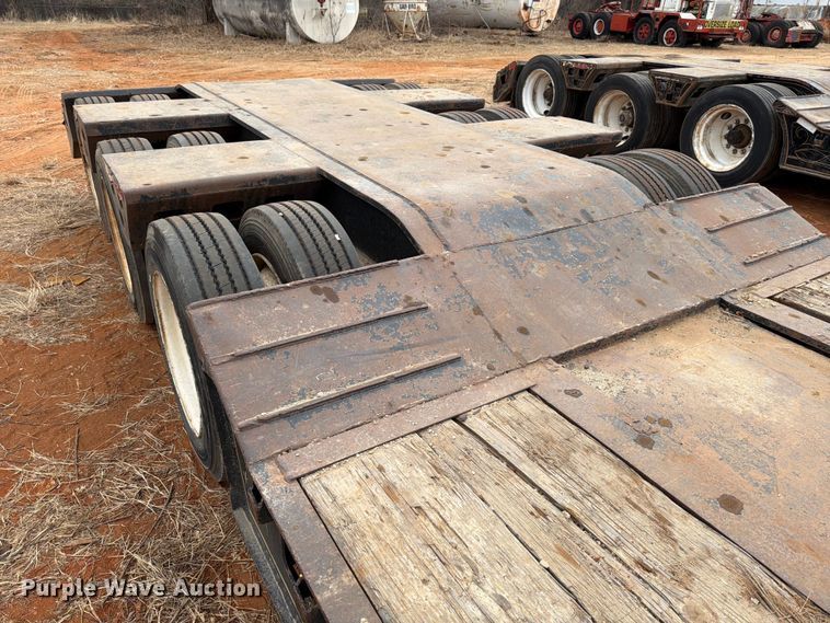 image for item FK2537 1986 Siebert lowboy equipment trailer