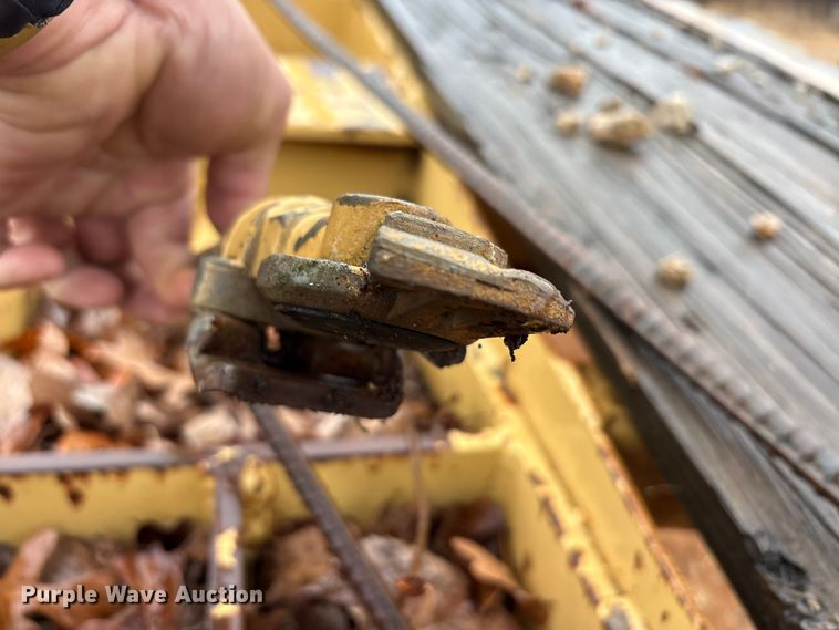 image for item FK2541 1979 Load king lowboy equipment trailer