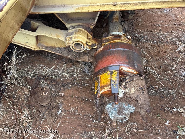 image for item FK2541 1979 Load king lowboy equipment trailer