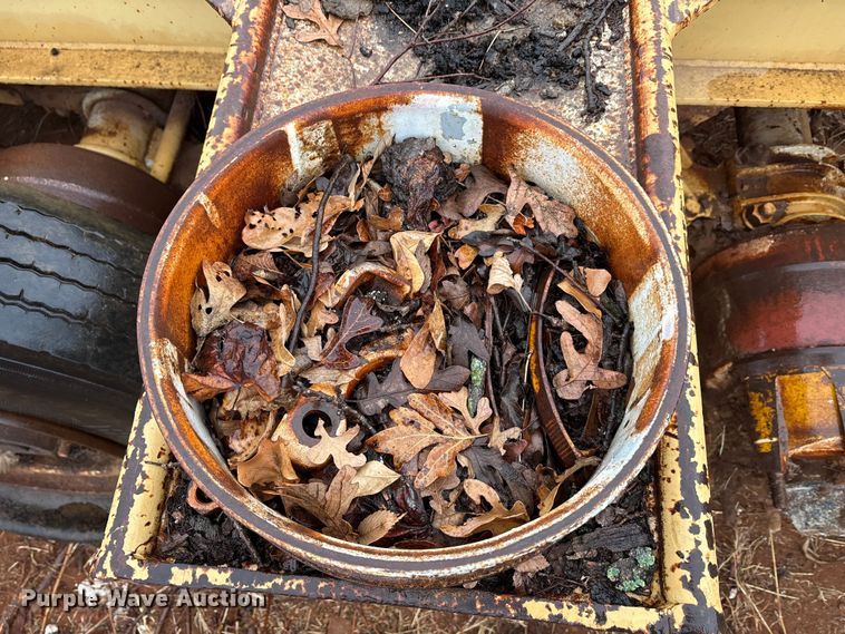 image for item FK2541 1979 Load king lowboy equipment trailer