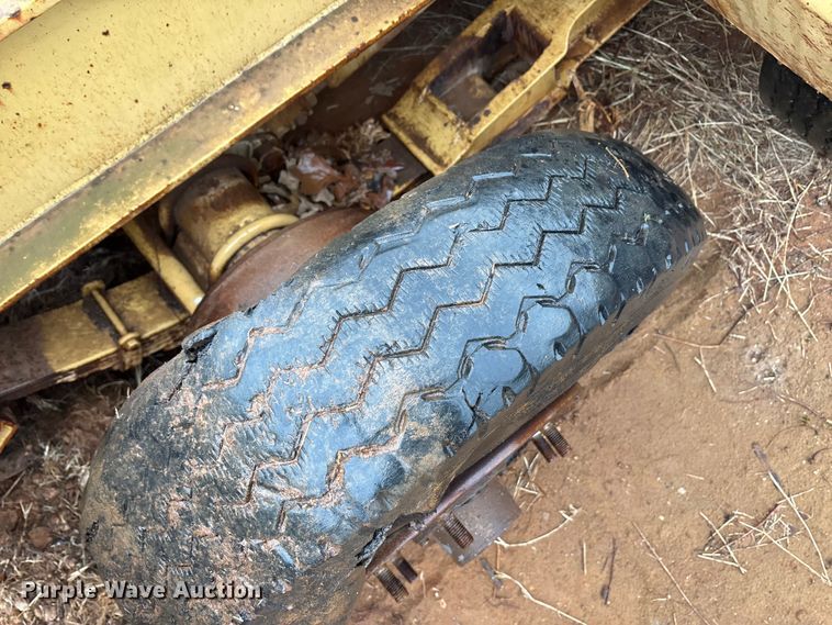 image for item FK2541 1979 Load king lowboy equipment trailer