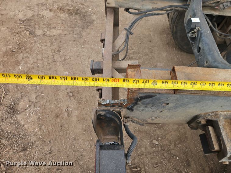 image for item FN5559 2004 Ford F650 truck cab and chassis