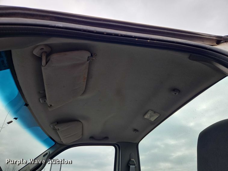 image for item FN5559 2004 Ford F650 truck cab and chassis