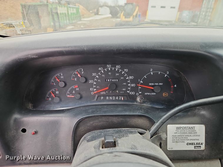 image for item FN5559 2004 Ford F650 truck cab and chassis