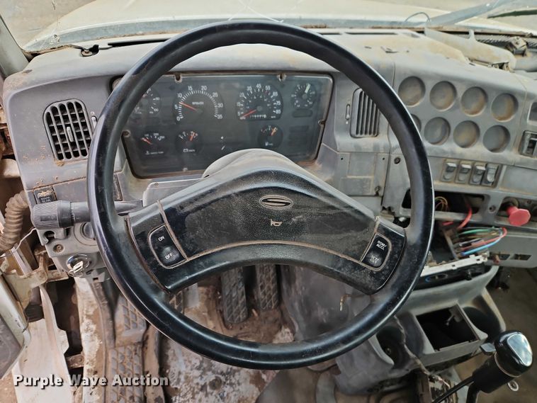 image for item FN5560 1999 Sterling A-Line semi truck