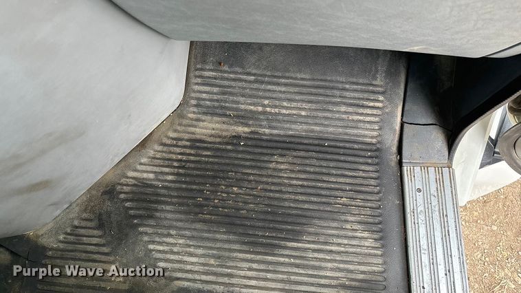 image for item FO3516 2005 Freightliner Columbia semi truck