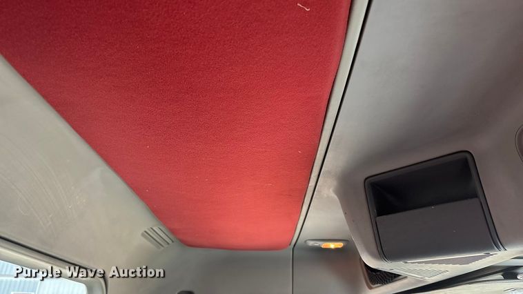 image for item FO3516 2005 Freightliner Columbia semi truck