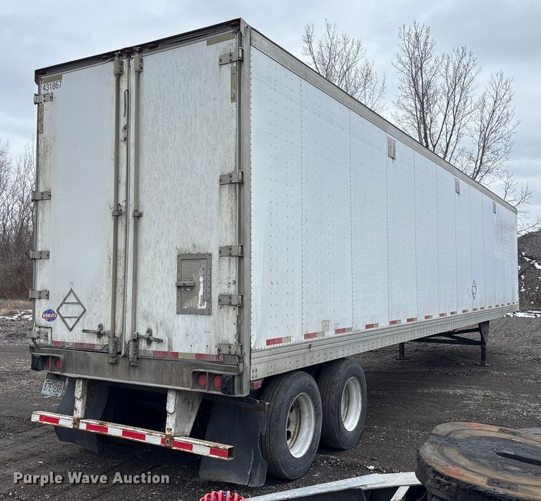 image for item FO3517 2006 Utility VS2DC dry van trailer