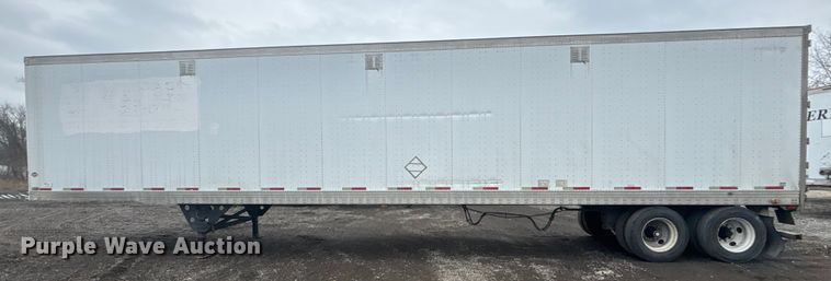 image for item FO3517 2006 Utility VS2DC dry van trailer