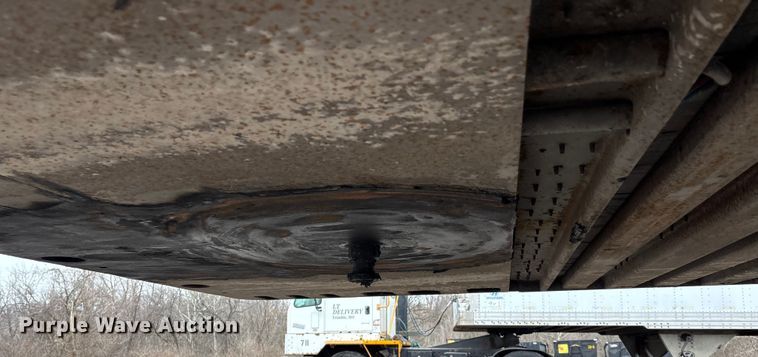 image for item FO3517 2006 Utility VS2DC dry van trailer