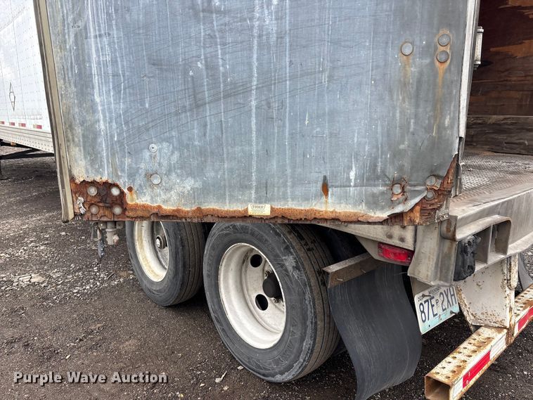 image for item FO3517 2006 Utility VS2DC dry van trailer