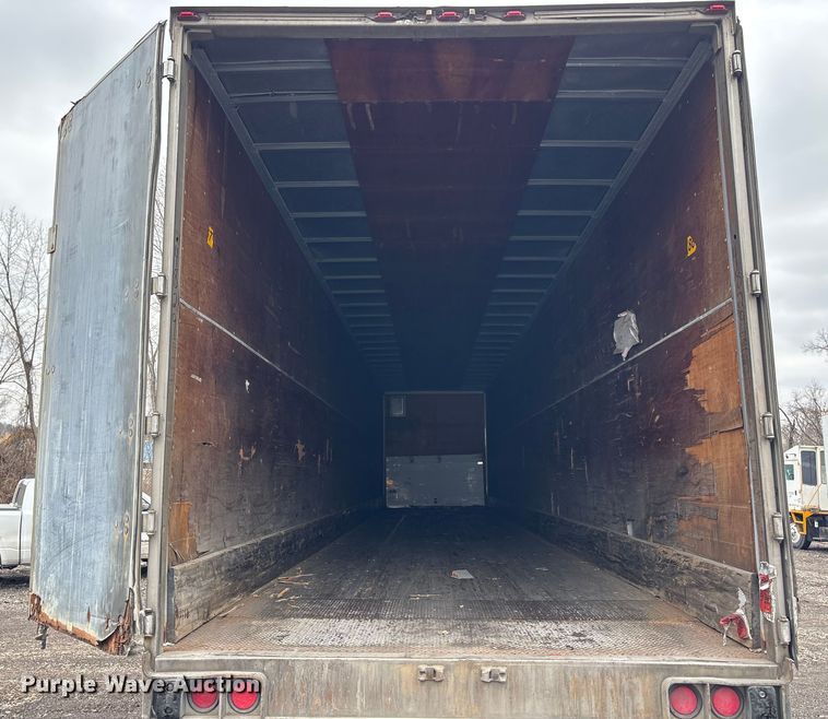 image for item FO3517 2006 Utility VS2DC dry van trailer