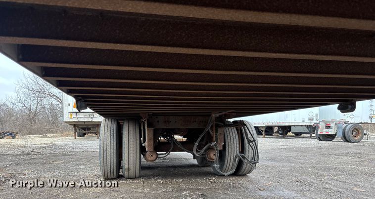 image for item FO3519 2009 Utility VS2DX dry van trailer