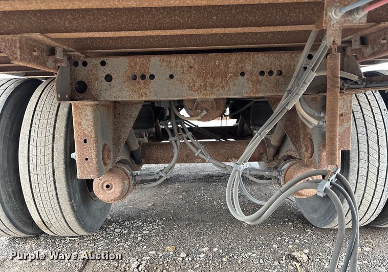 image for item FO3519 2009 Utility VS2DX dry van trailer