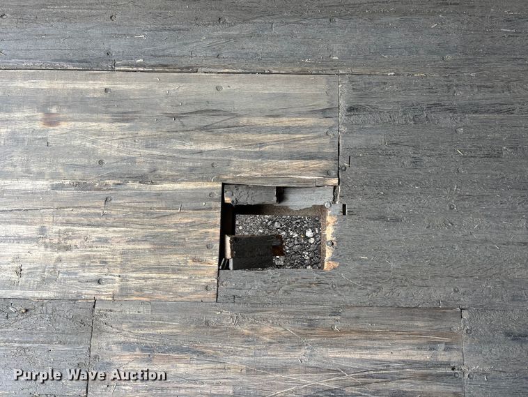 image for item FO3519 2009 Utility VS2DX dry van trailer