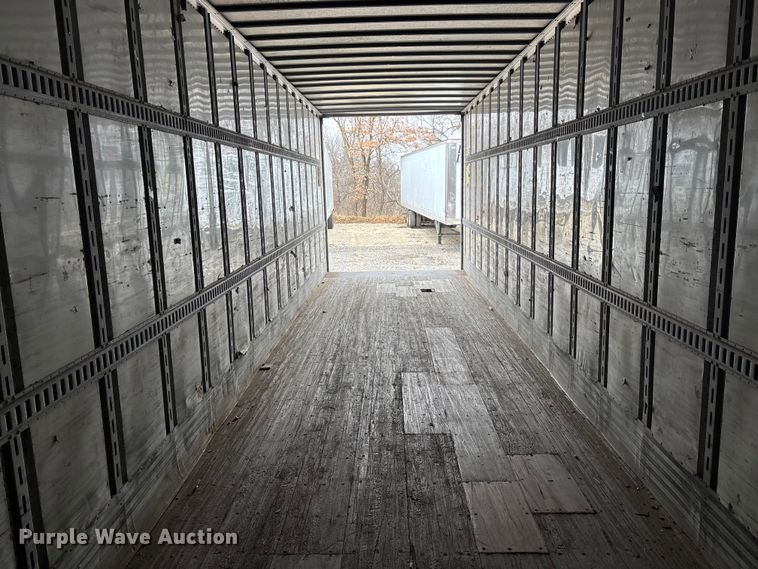 image for item FO3519 2009 Utility VS2DX dry van trailer